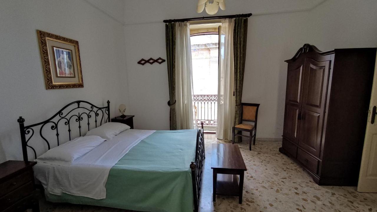 Casa Resci - Dimora del 1884 Bed and Breakfast Tricase Esterno foto