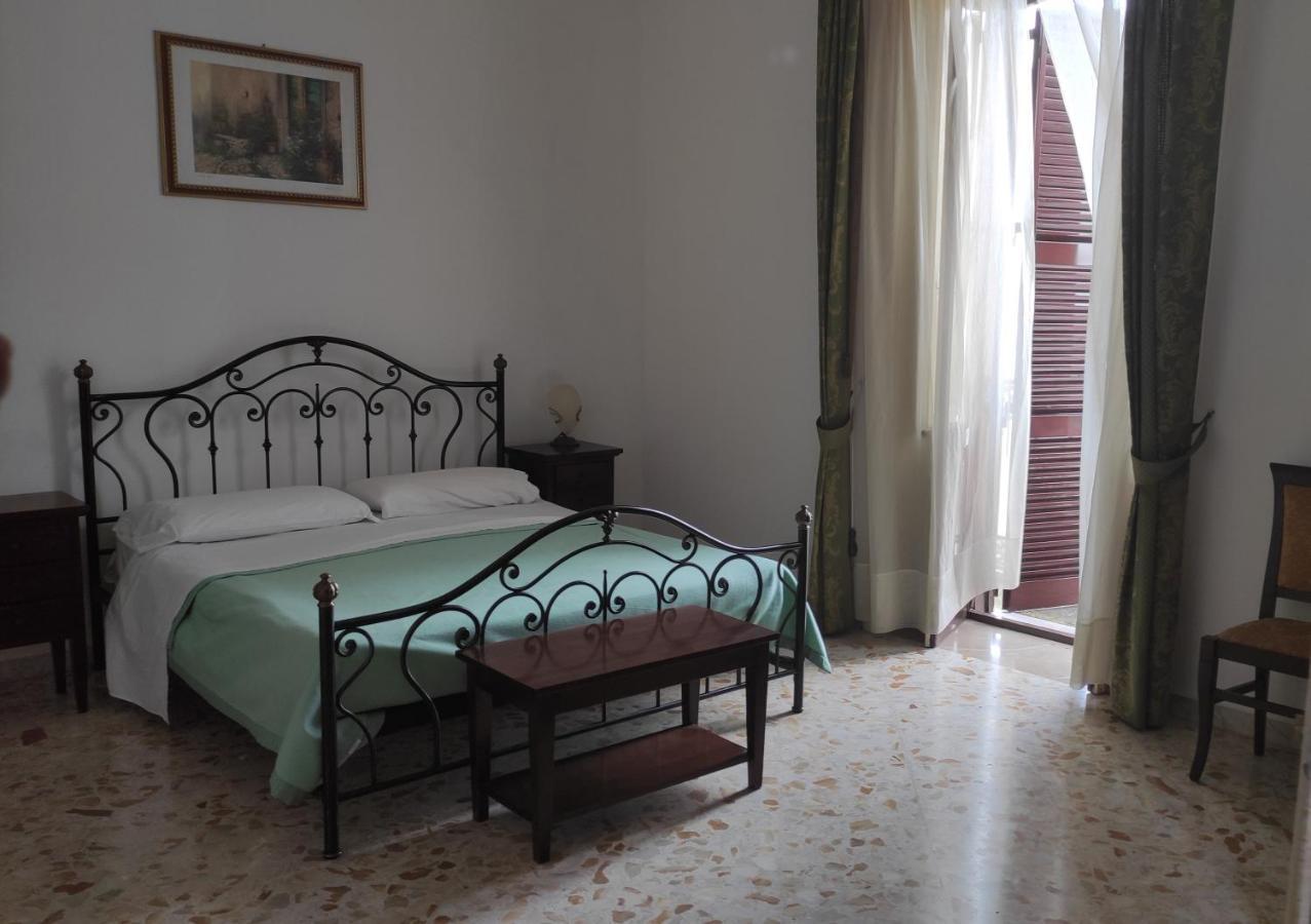 Casa Resci - Dimora del 1884 Bed and Breakfast Tricase Esterno foto