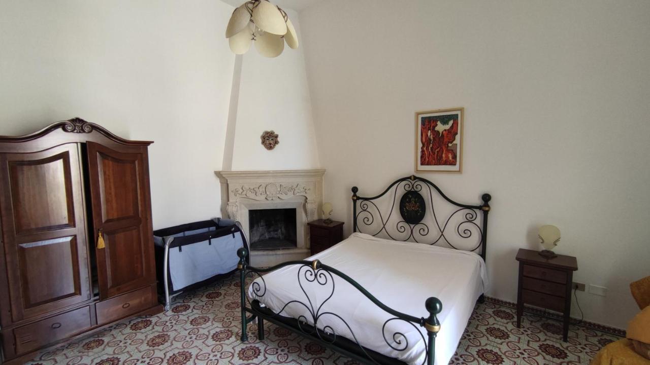 Casa Resci - Dimora del 1884 Bed and Breakfast Tricase Esterno foto